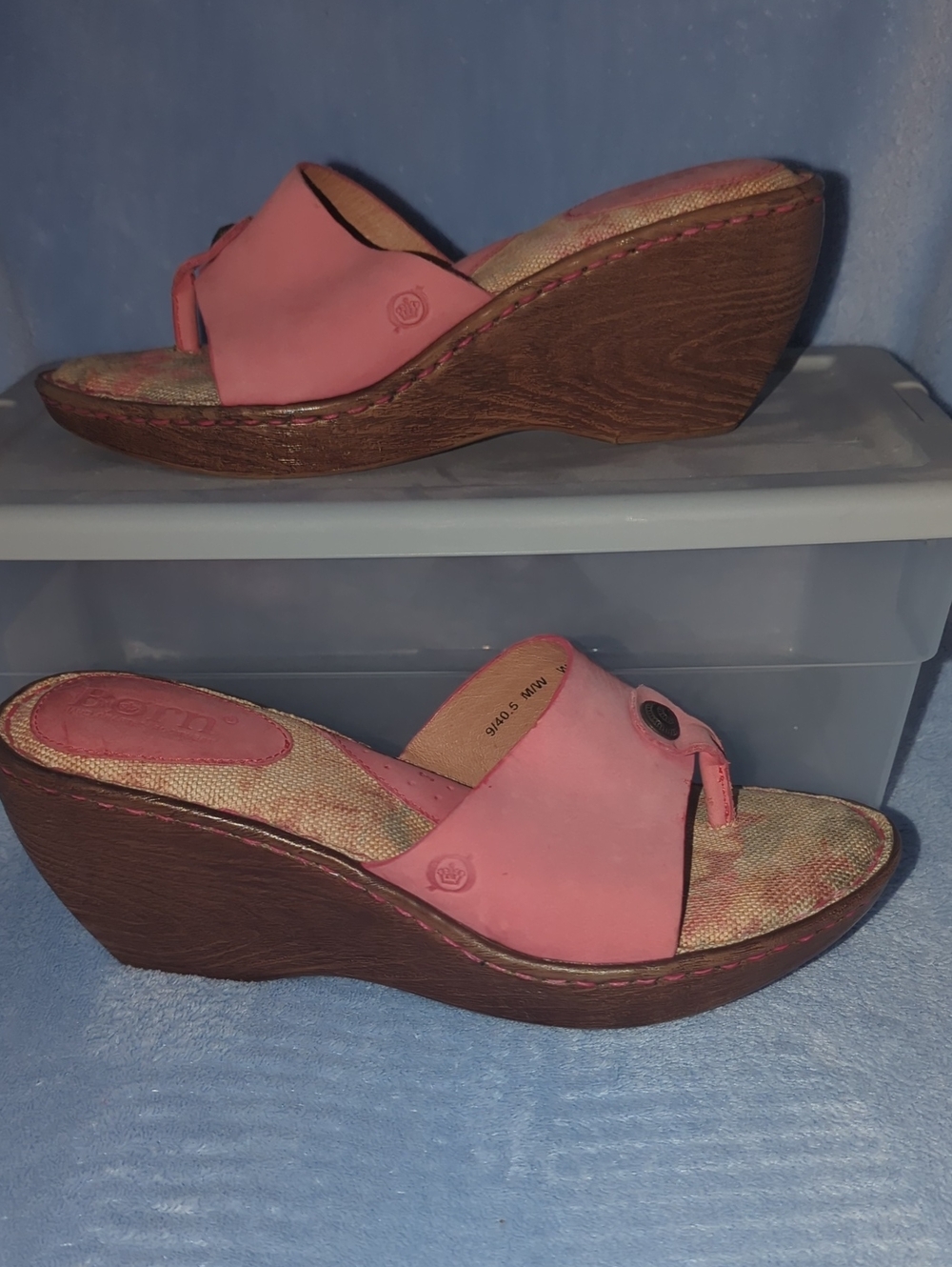 Born Women’s Pink Wedge Slide Sandals Size 9